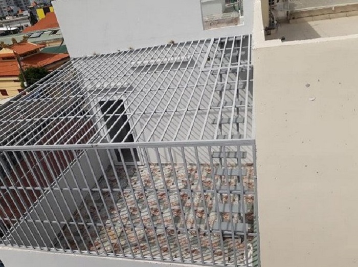 làm chuồng cọp sân thượng