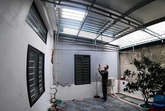 Mái tôn trượt di động